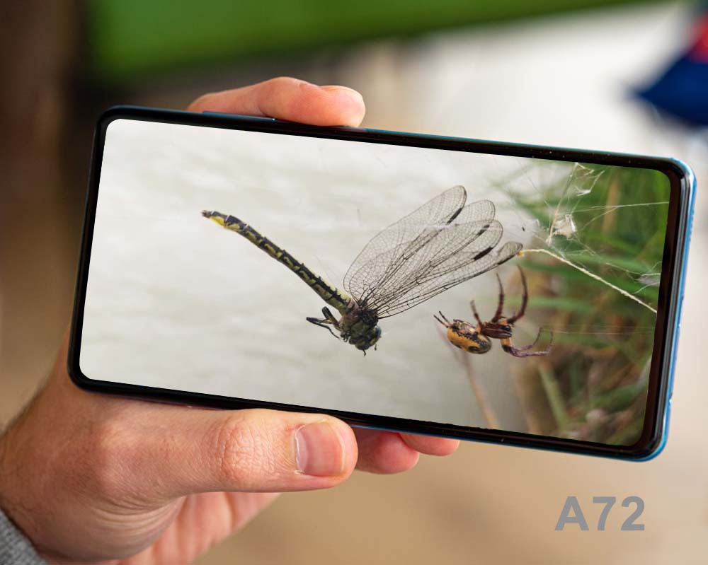 گلکسیA52 و گلکسیA72