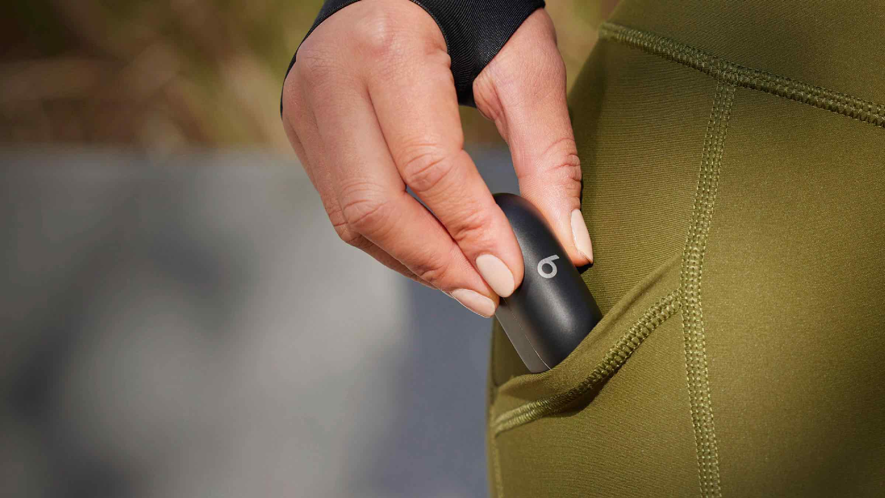 هدفون‌ Beats Solo Buds