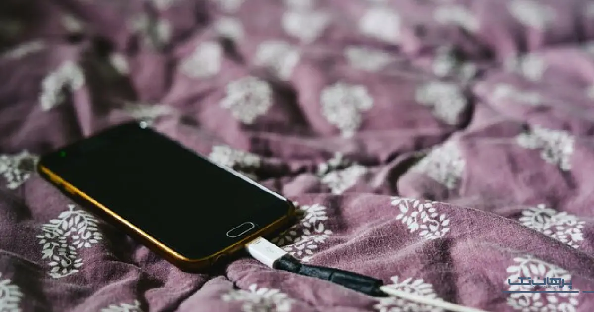 شارژر و کابل تقلبی؛ قاتل بیصدای باتری در دستان شما