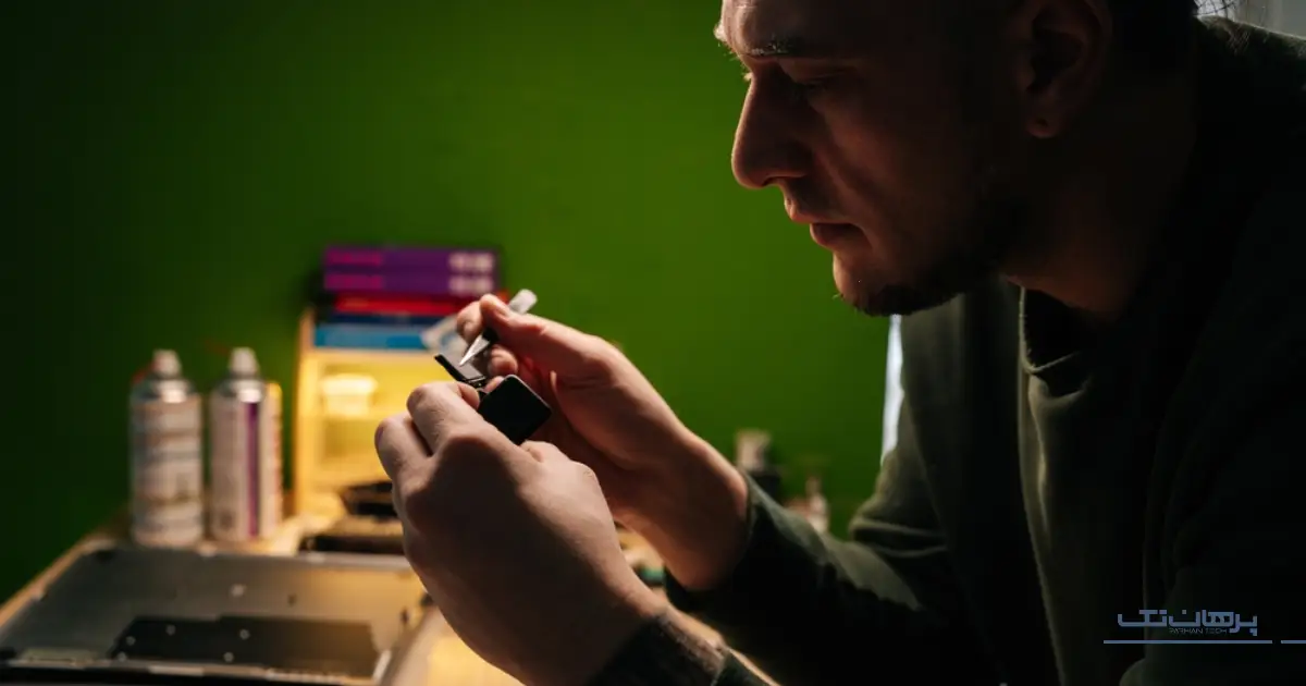 آیا می‌توانم خودم باتری ساعت هوشمندم را عوض کنم